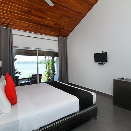 Kalla Bongo Lake Resort Hikkaduwa Habitación foto