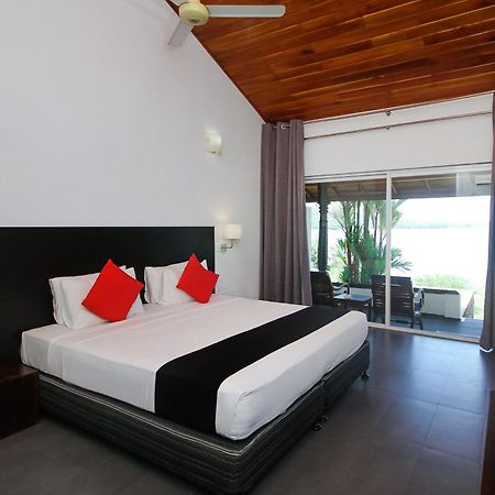 Kalla Bongo Lake Resort Hikkaduwa Habitación foto