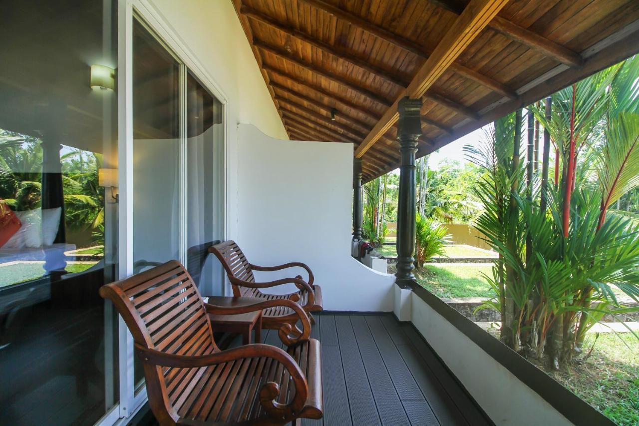 Kalla Bongo Lake Resort Hikkaduwa Habitación foto