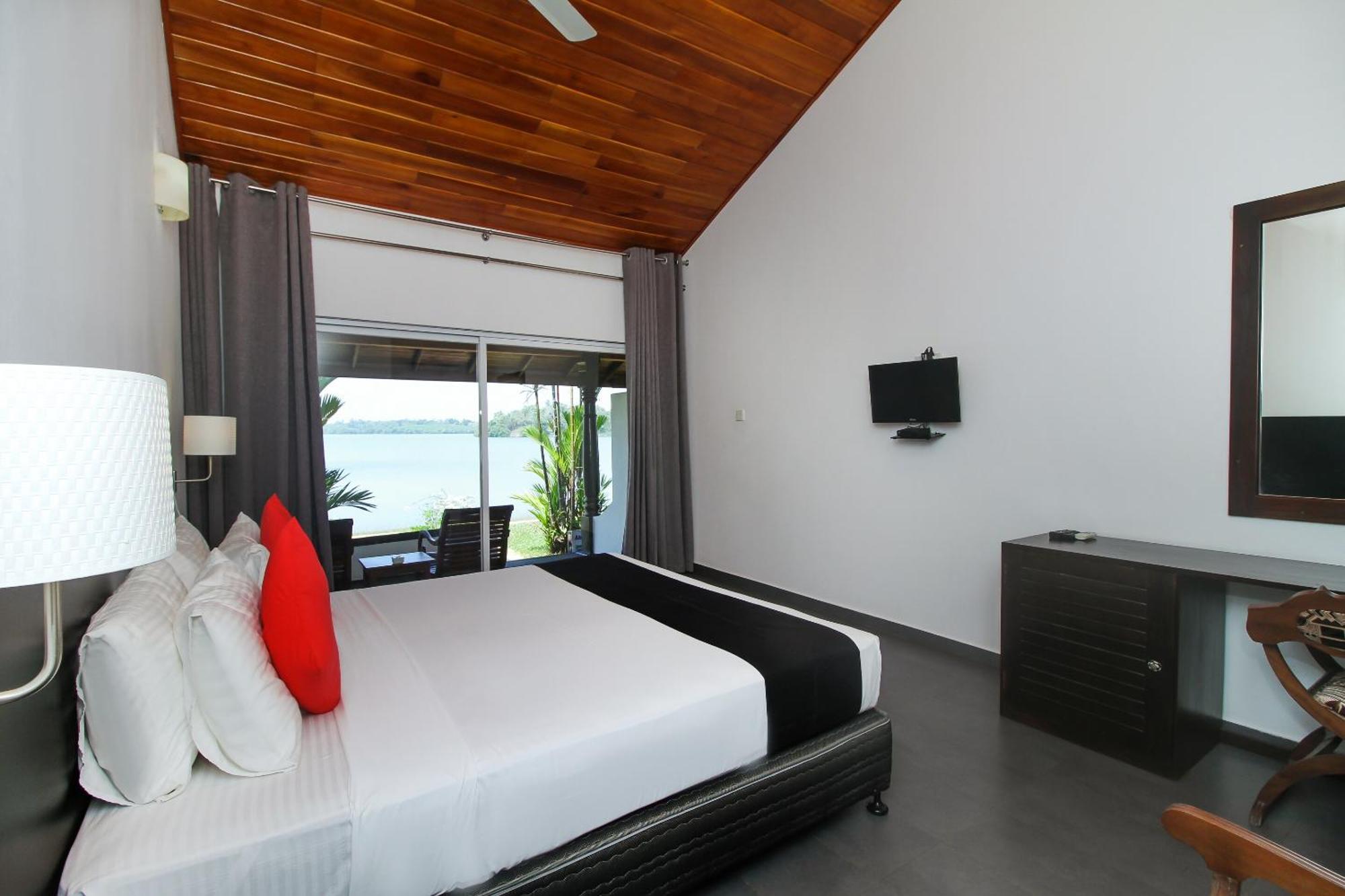 Kalla Bongo Lake Resort Hikkaduwa Habitación foto